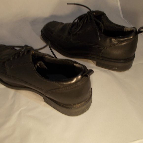 EUC, Men's black shoes by George, size 8.5 - Picture 4 of 4